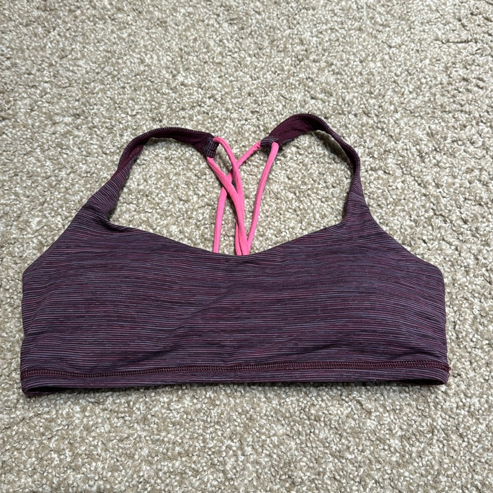Lululemon free to be sports bra OG
